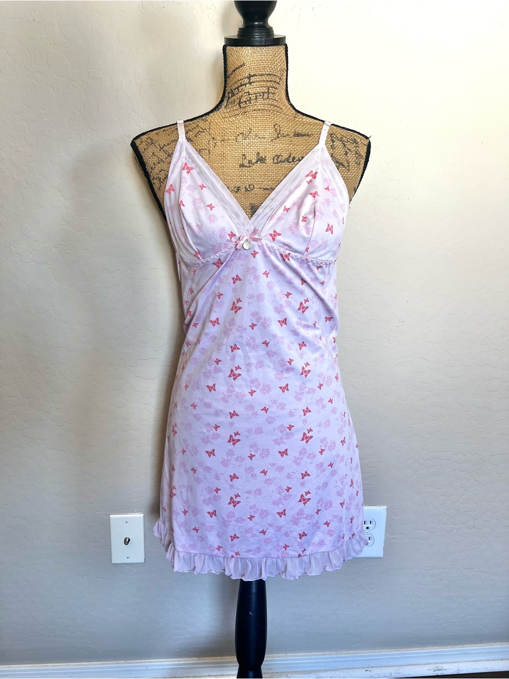 Jessica Simpson Y2K Pink Butterfly Chemise Slip
